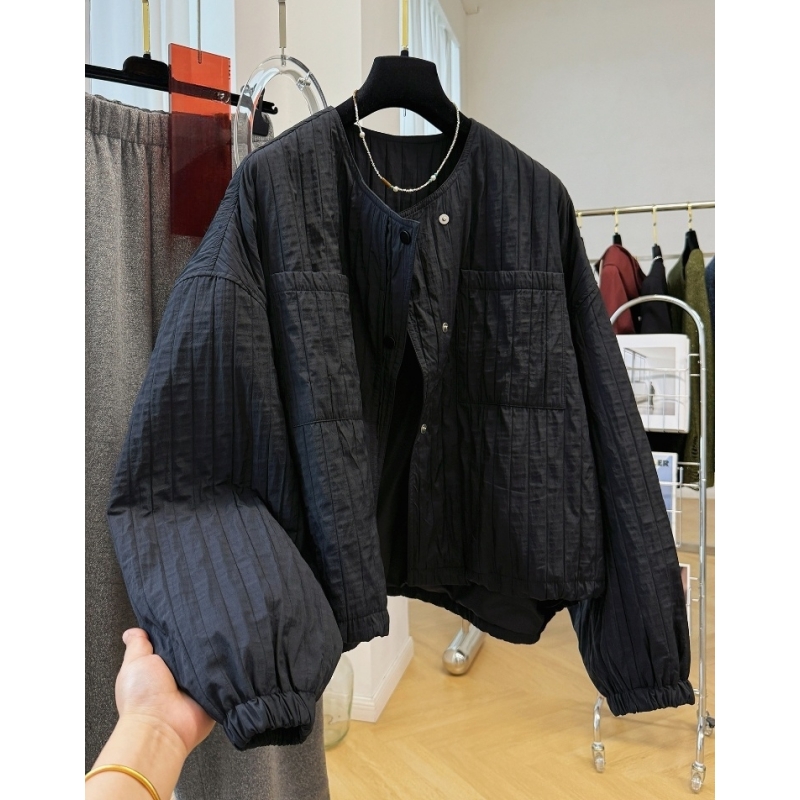 高级感独特别致加棉加厚肌理感褶皱圆领短款外套女秋季小个子夹克