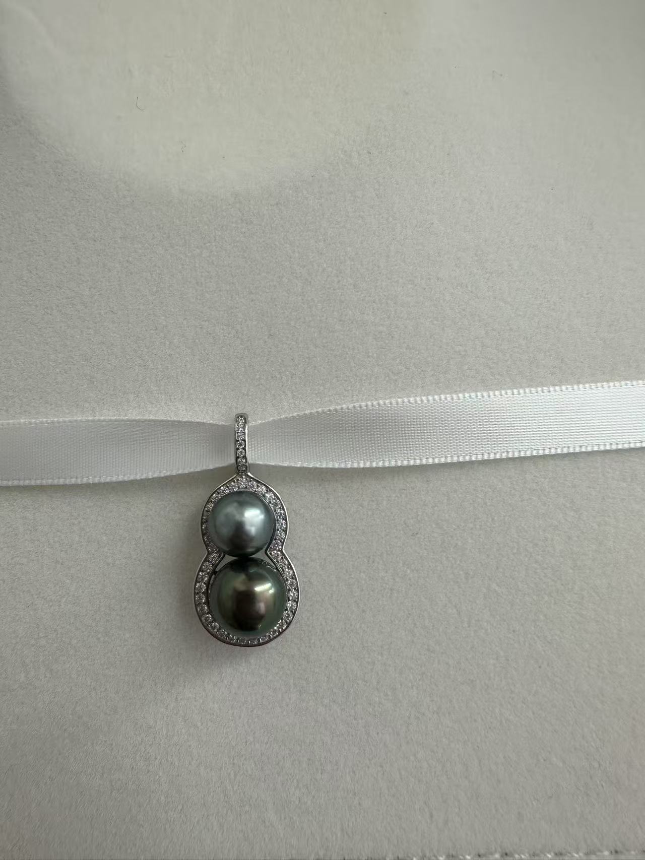 天然大溪地珍珠葫芦吊坠