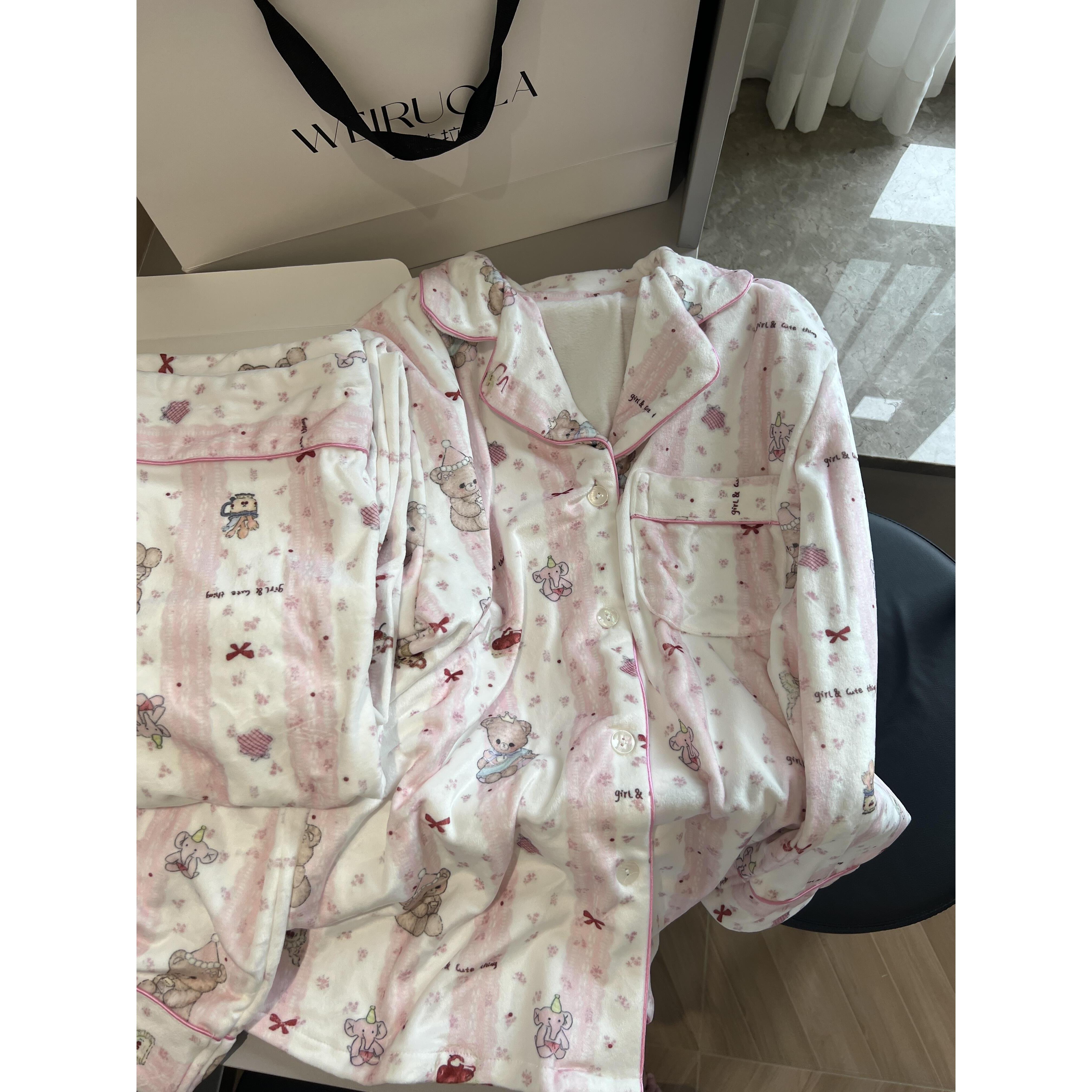 秋冬新款可爱小熊德绒大码睡衣女少女毛绒加厚加绒保暖套装家居服