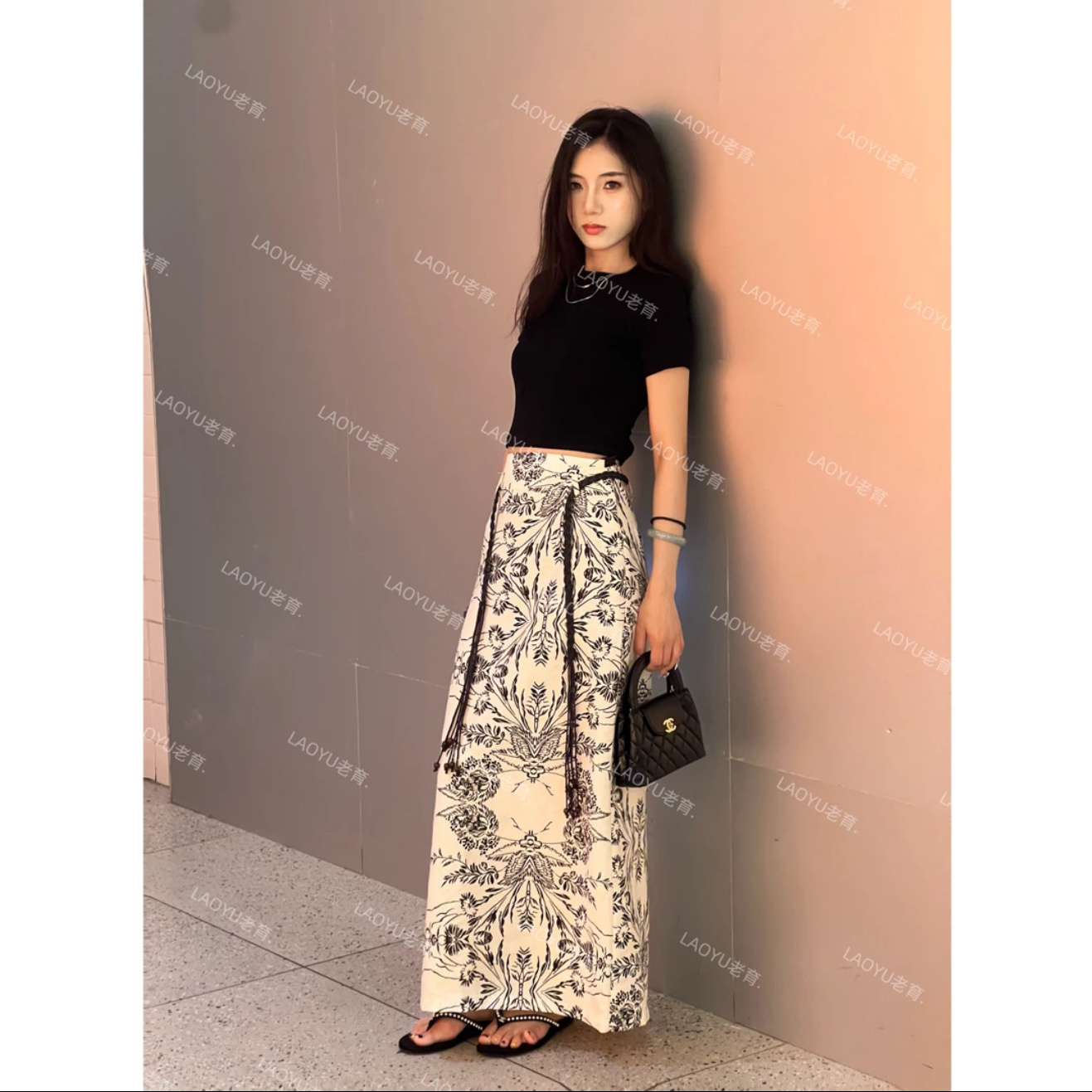 夏季新中式知性提花工艺高腰A版后开叉气质显瘦半身裙加露背上衣