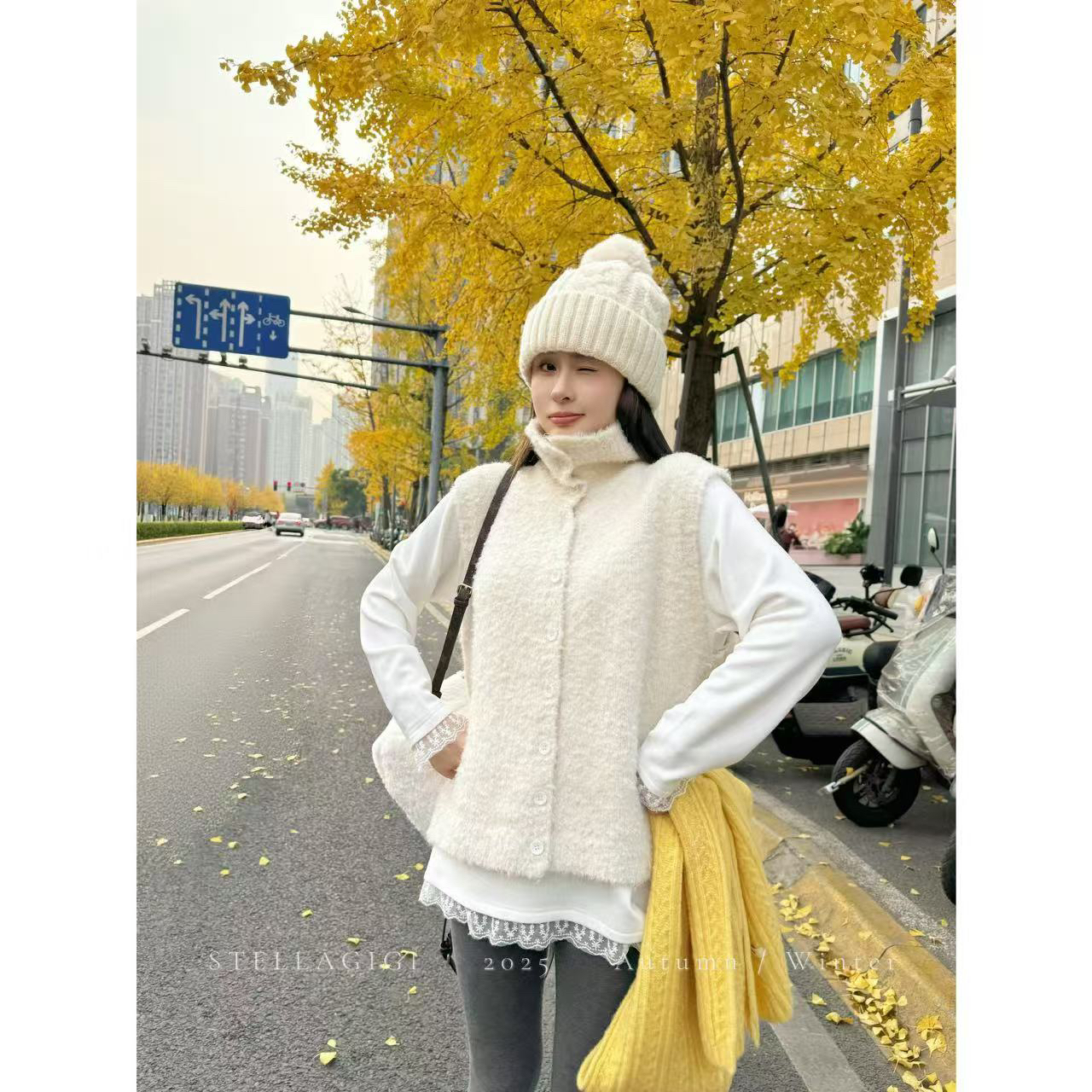 SG / 郭幂幂 AW 回归首播 韩系慵懒立领毛织开衫马甲MJ-20253018