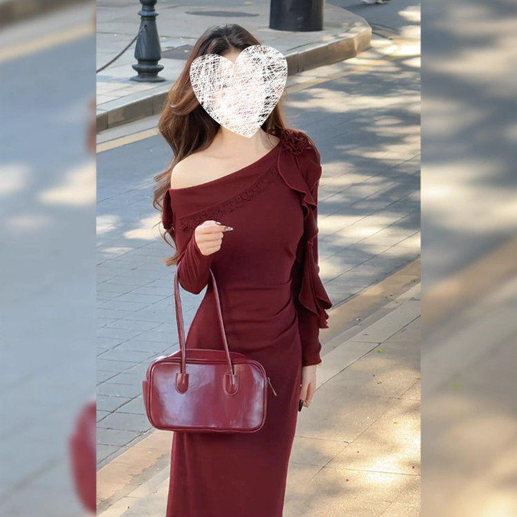 气质辣妹收腰红色飘带连衣裙女装2025秋冬新款露肩礼服长裙8057#