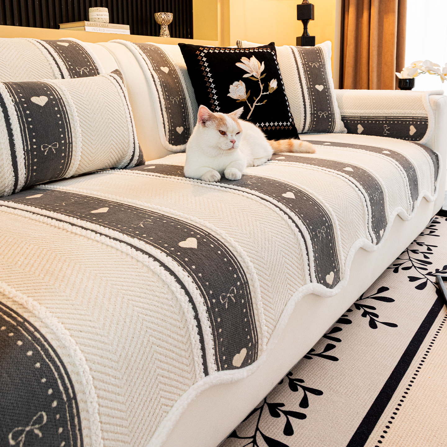 LangSha/浪莎简约蝴蝶结沙发盖毯轻奢沙发垫高档防滑坐垫异形花萃