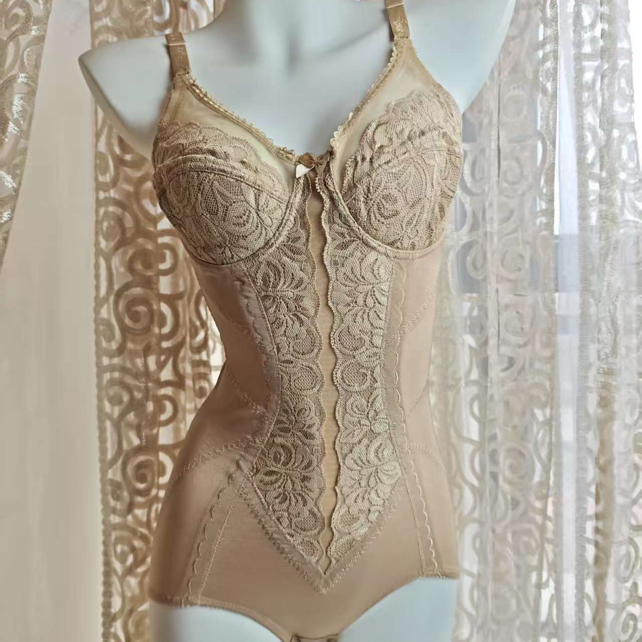 女士塑形薄款连体衣托胸性感调整型提臀束身遮肚产后女连体收胸