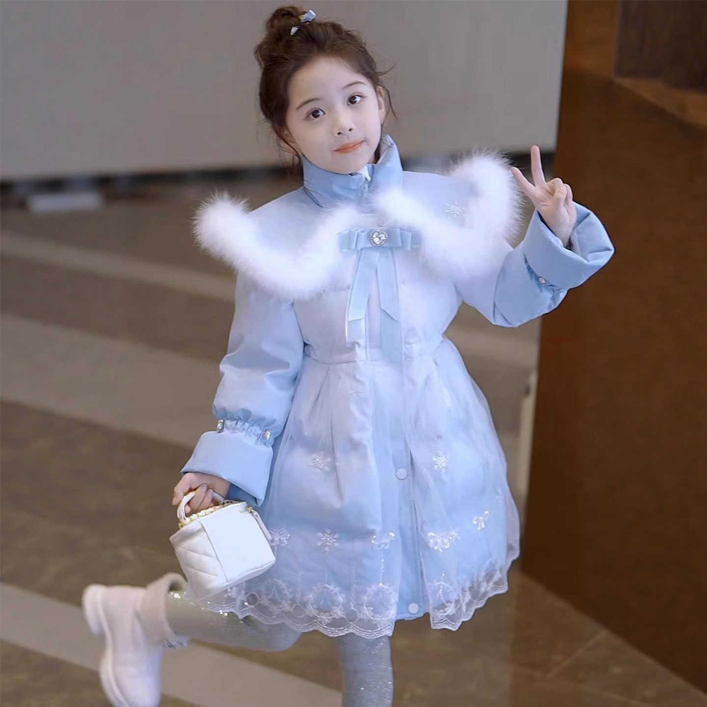 巴拉⁠⁣巴拉童年新款童装潮女童服公主保暖外套洋气冬季棉袄儿童冬