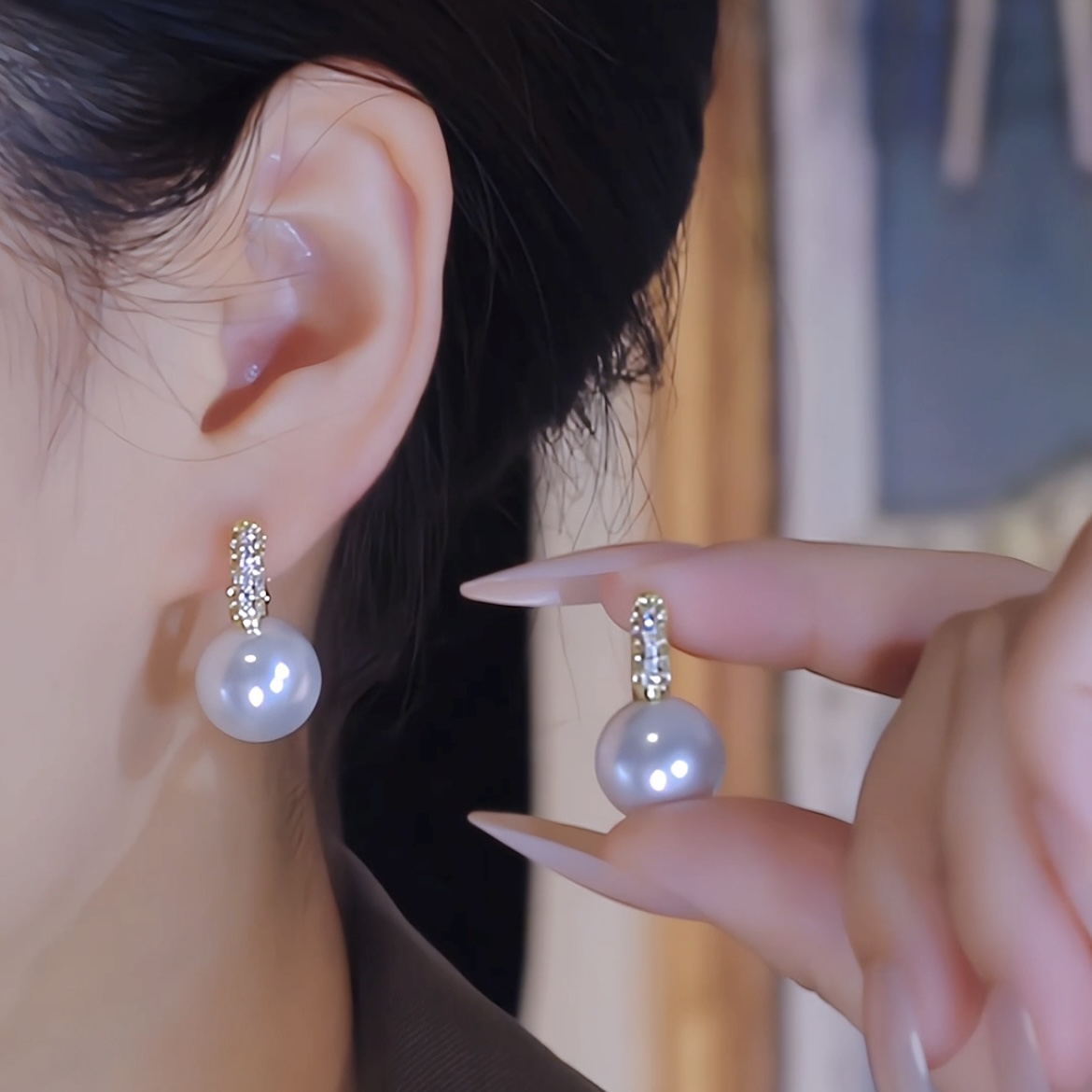 铜合金耳饰 秋冬新款时尚珠珠耳扣高级气质爆款百搭设计感耳饰女