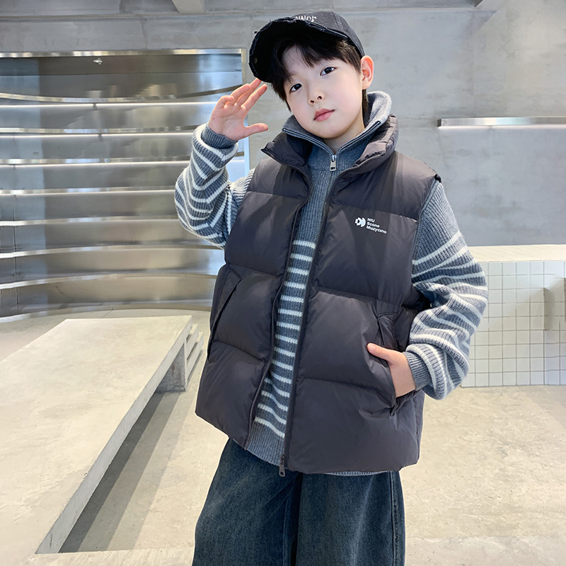 儿童装男童冬季马甲2025新款中大童秋冬款男孩加厚外穿背心