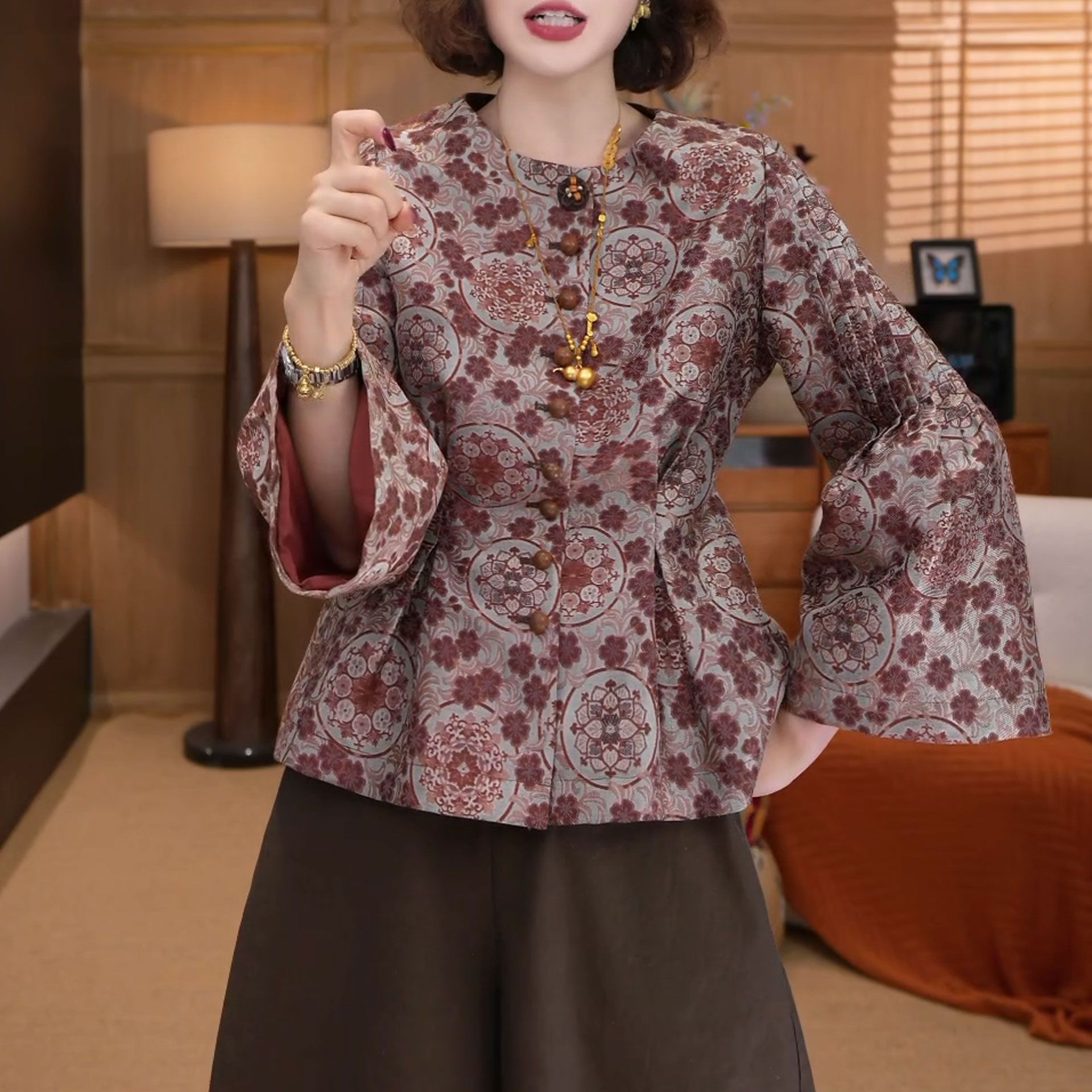 时尚单排扣复古国风花色外套2025秋季新款新中式洋气减龄气质上衣