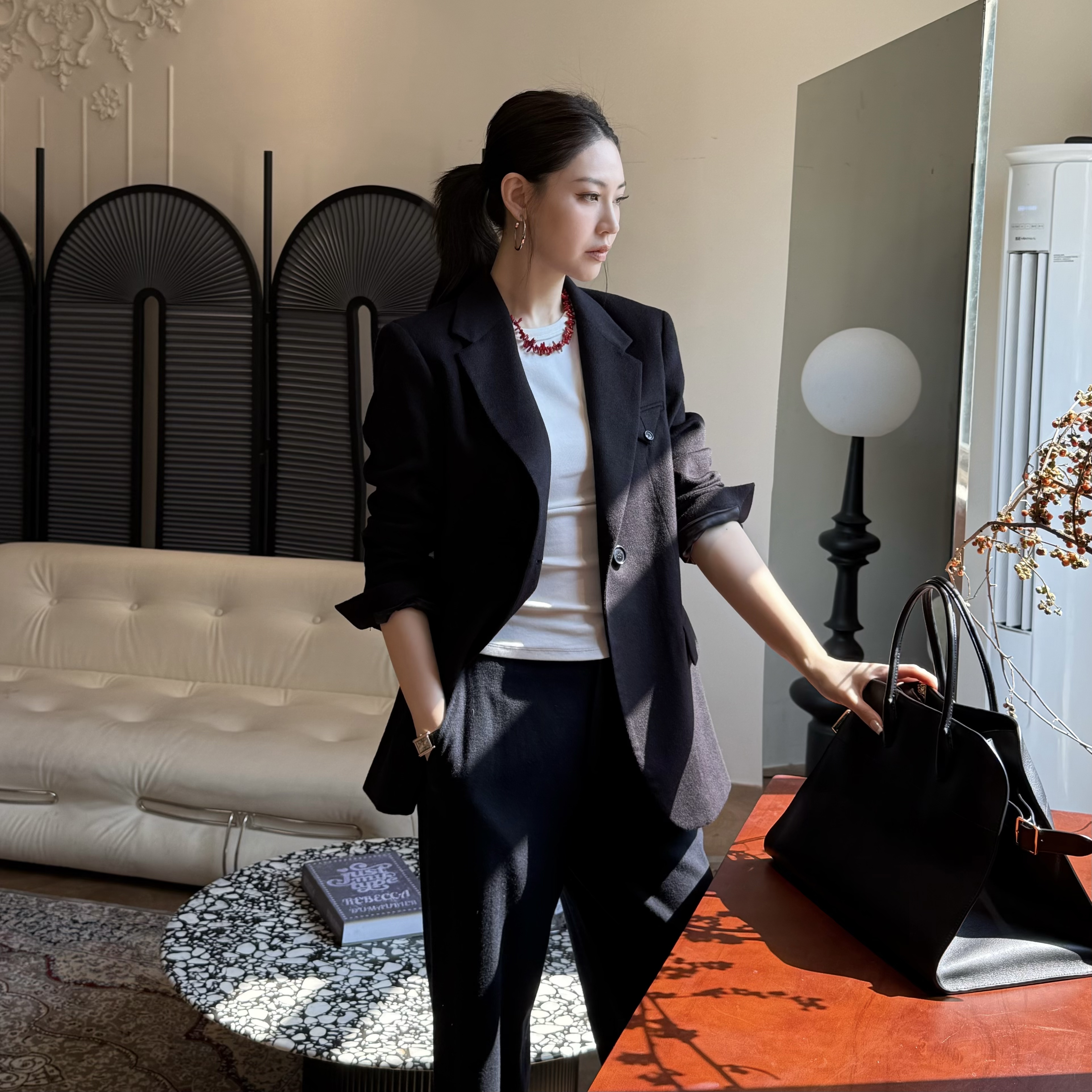 王嬛嬛MsLime25年新款【夜帧】100%阿拉善骆驼绒西装 HD2C0196