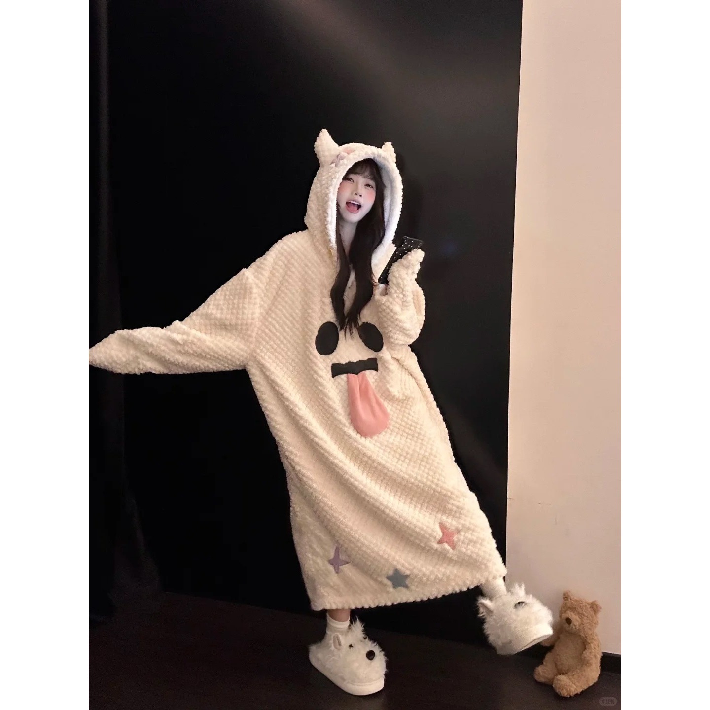 【DMXJ大梦想家】可爱小幽灵趣味设计感珊瑚绒睡衣女冬舒适加绒睡袍