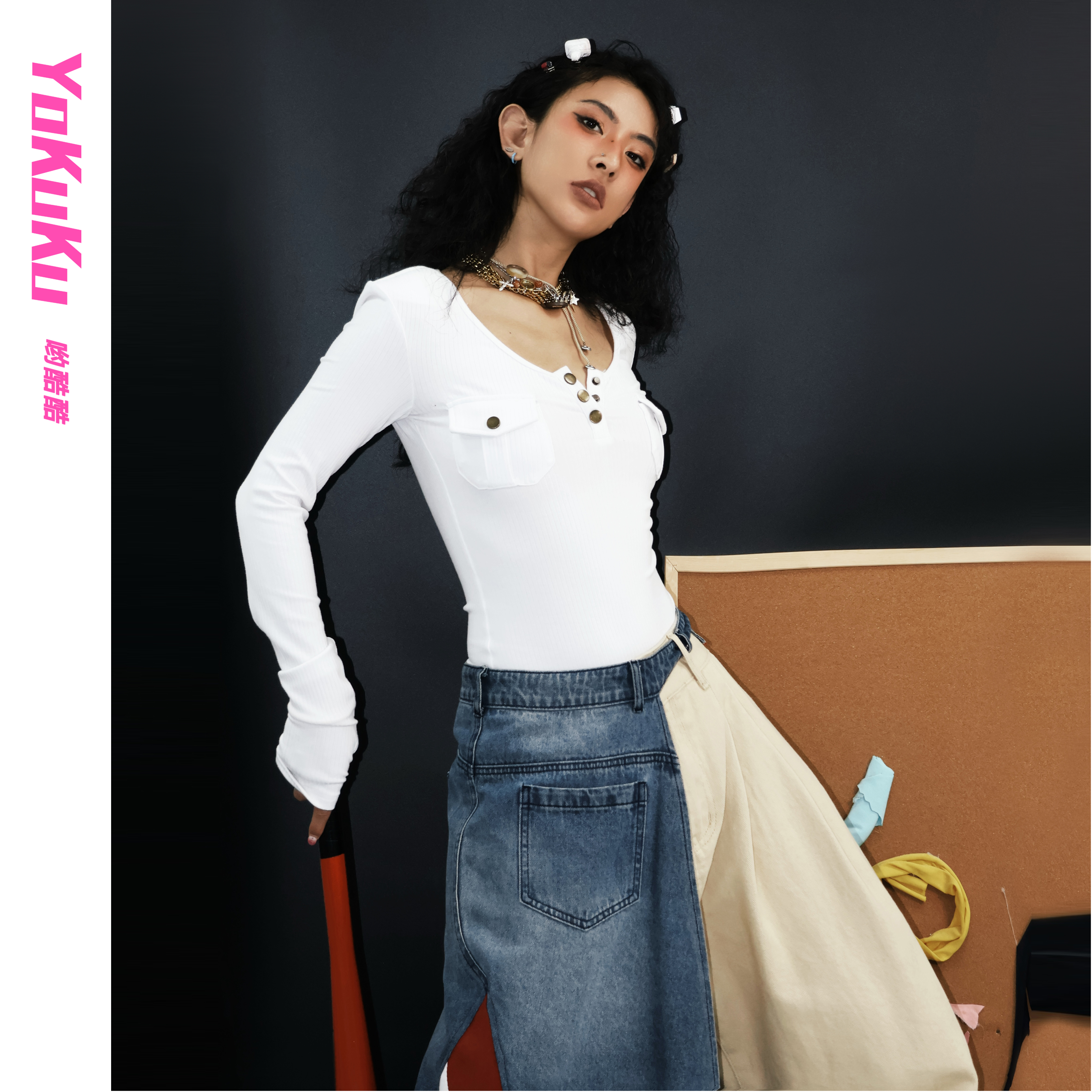 哟酷酷（扶摇直上）美式复古风琴口袋修身显瘦圆领套头长袖打底衫