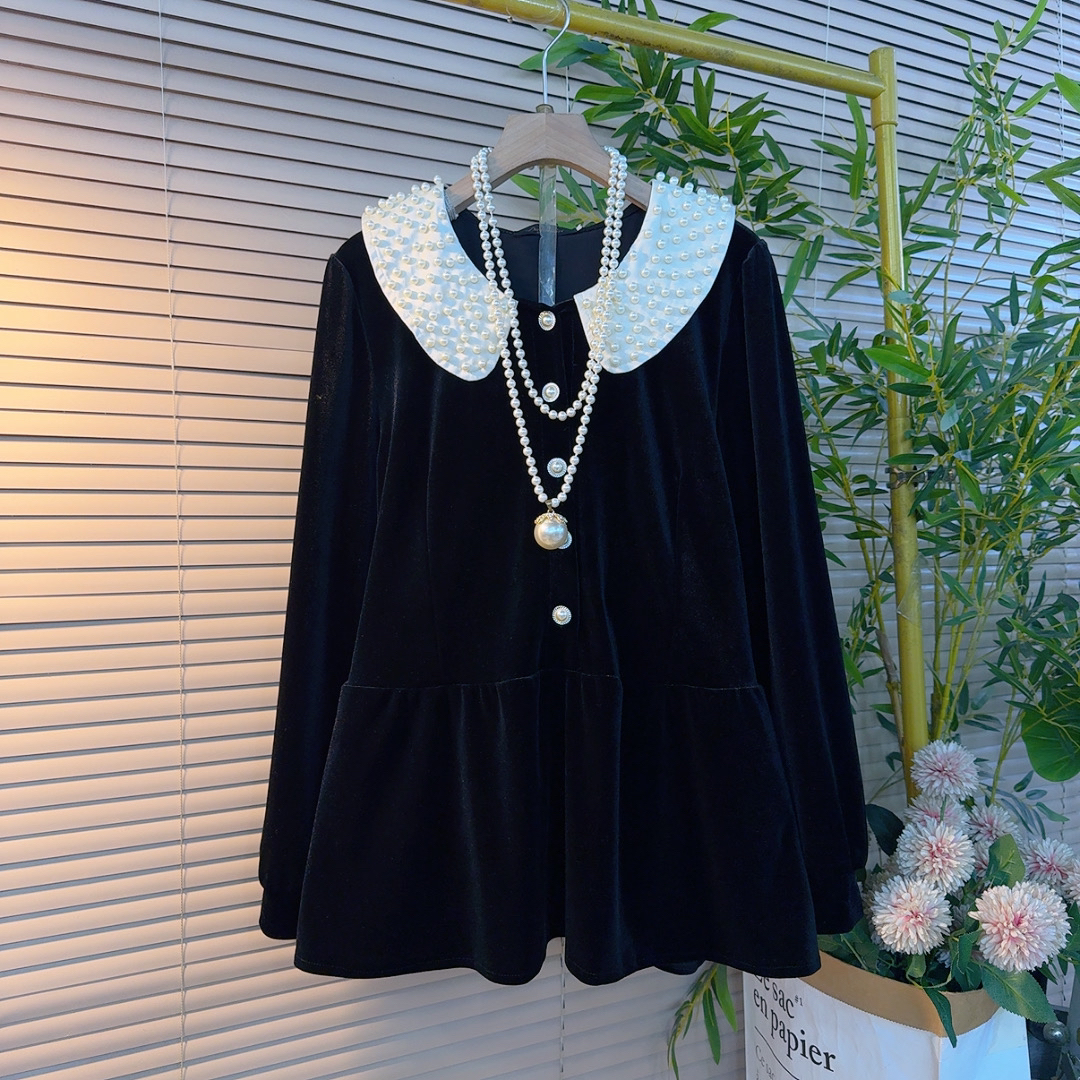 9156胖mm欧货时尚甜美减龄设计感娃娃领重工订珠气质显瘦丝绒衫