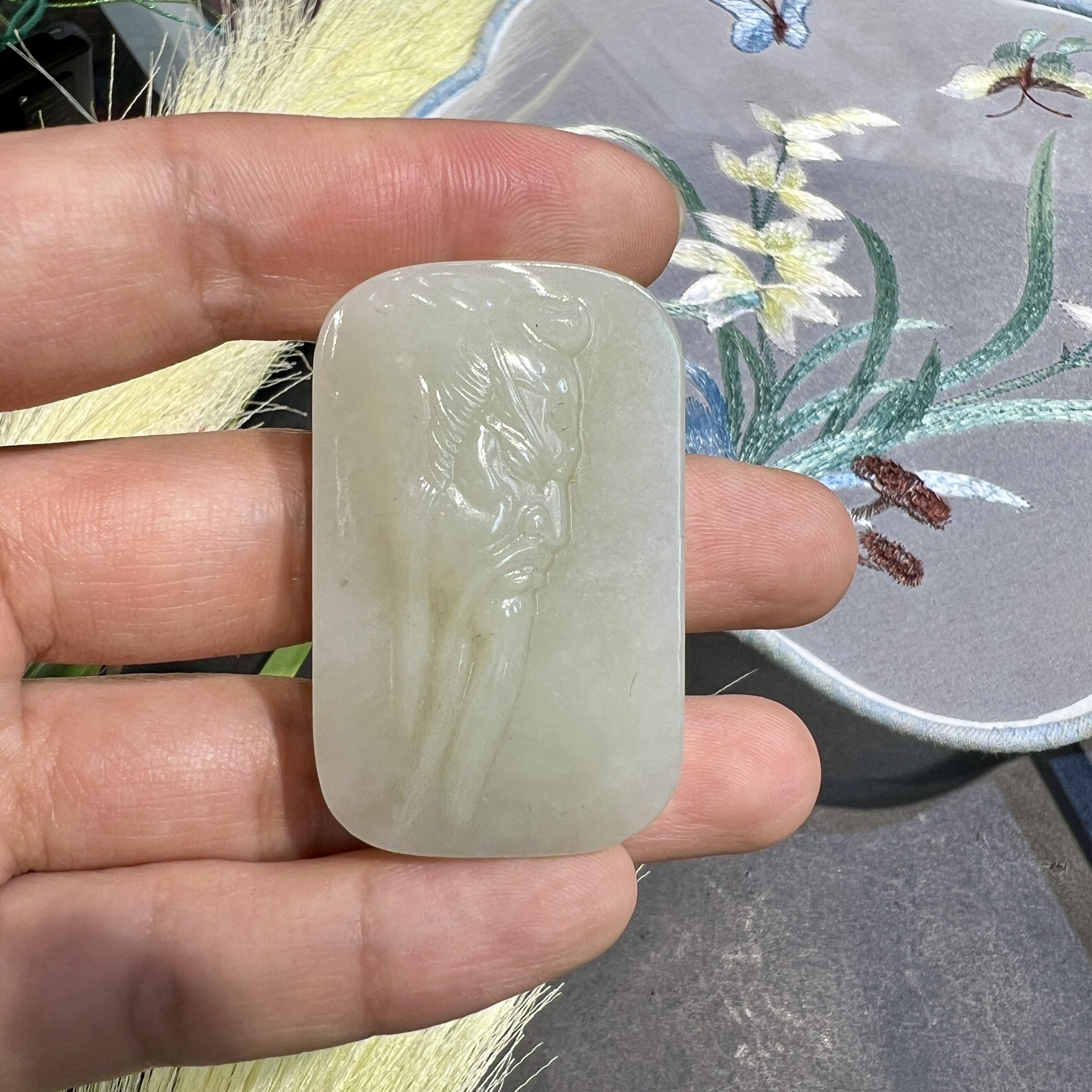 新疆和田玉 且末料关公吊坠精美时尚大气雕刻挂坠