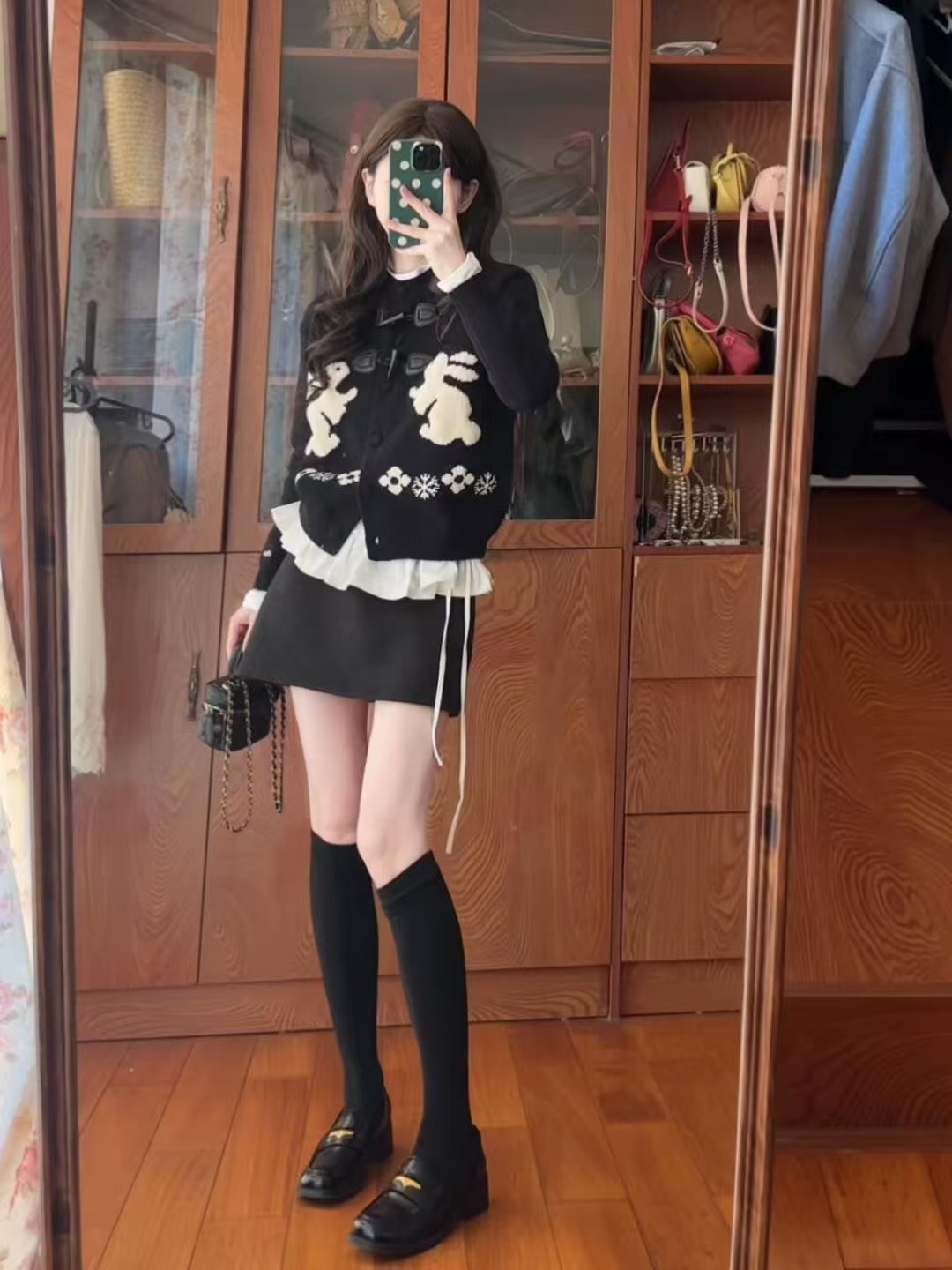 秋冬穿搭一整套装女韩系氛围感牛角扣针织开衫打底衫半身裙三件套