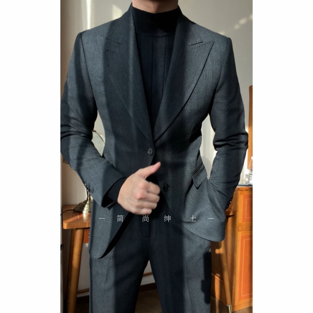 秋冬新款绅士戗驳领单排扣西服套装时尚磨毛面料修身西装215