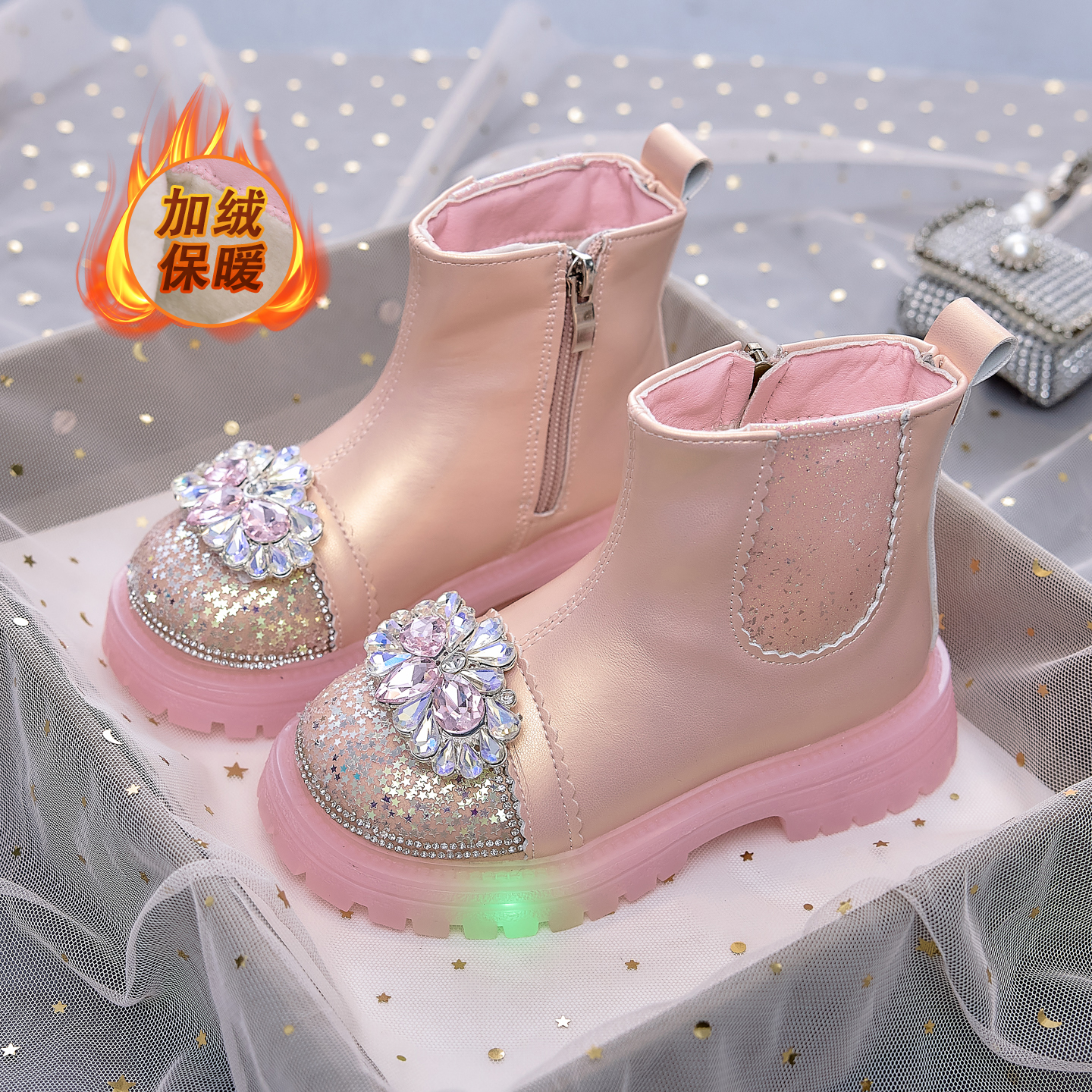 女童短靴加绒保暖发光鞋2025冬季新款儿童棉靴公主靴亮灯女孩靴子