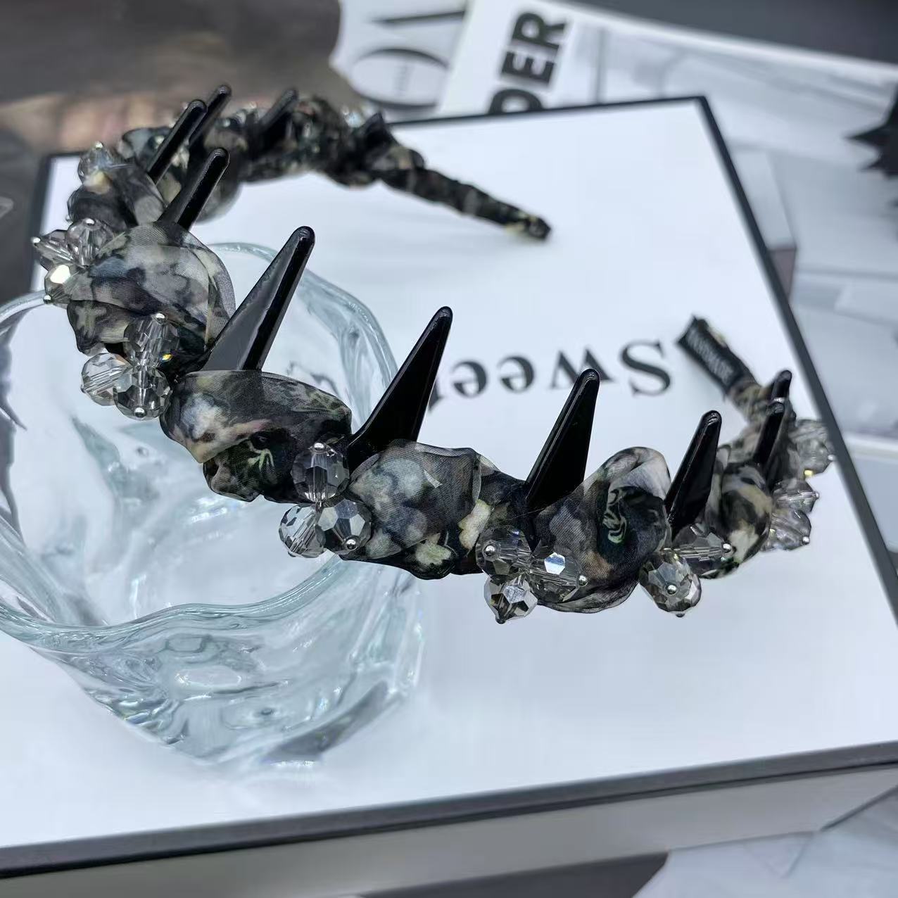 发箍女2025爆款洋气高级感碎发整理神器高颅顶显脸小洗脸发箍头箍