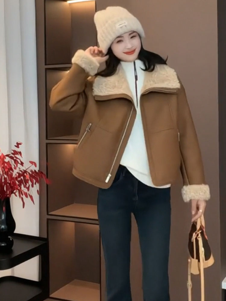 2025法式高级感翻领毛毛皮毛一体外套女秋冬新款加绒加厚保暖上衣