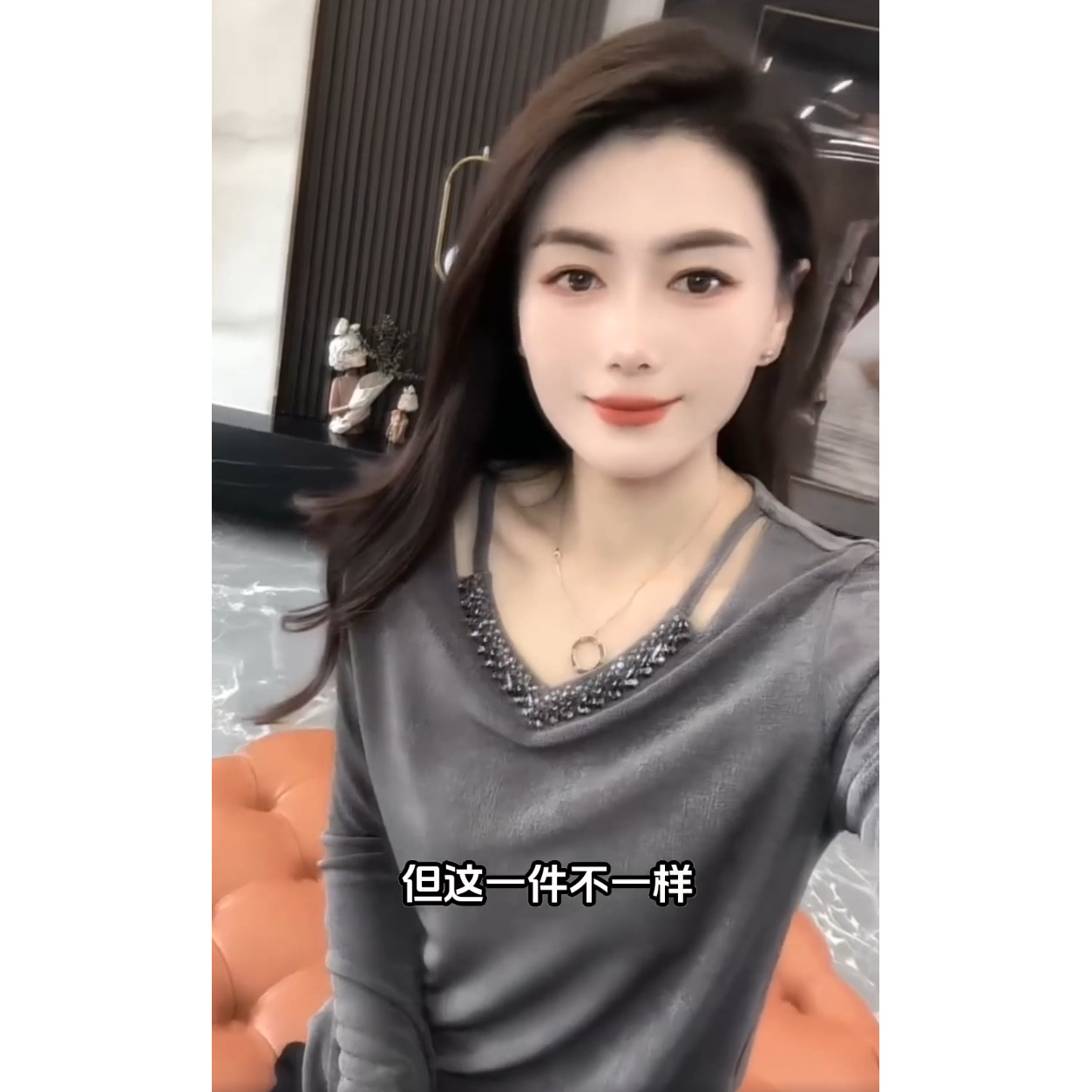 2025新款冬季新款时尚重工高弹气质百搭洋气小衫设计感上衣