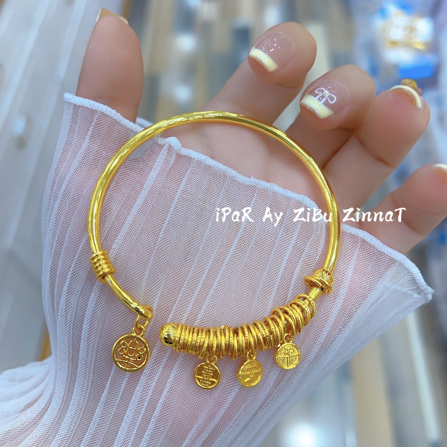 铜合金手镯 新款时尚百搭气质个性复古好看的手镯轻奢金色手工