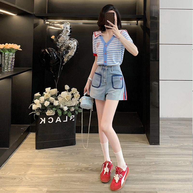 夏季穿搭一整套新款时尚减龄复古撞色条纹针织衫牛仔短裤两件套潮