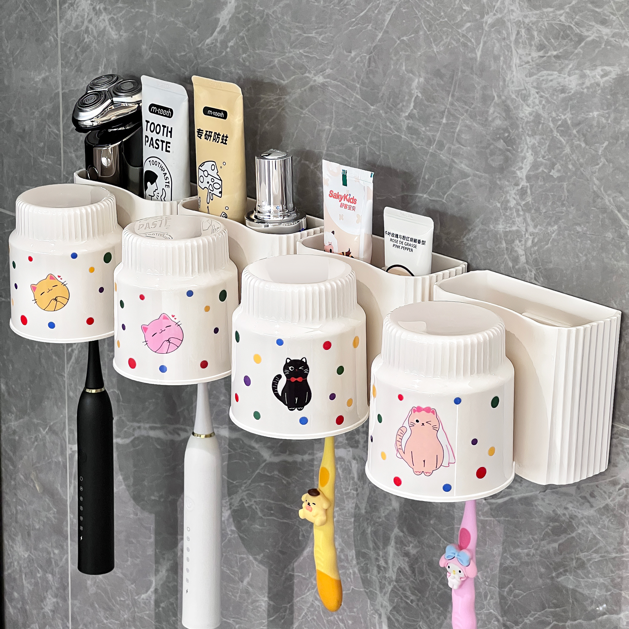 BSD牙刷置物架壁挂式免打孔漱口杯卫生间牙刷牙膏一家四口牙杯架