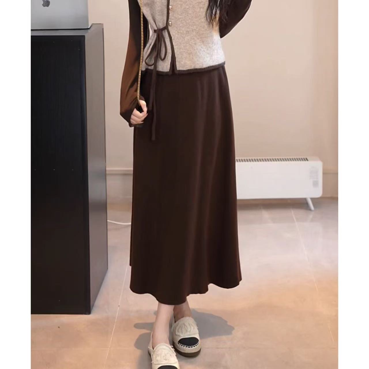 YUANLIANSU/圆脸酥【北凉深海】法式高腰松紧腰A字半身裙女秋季新款