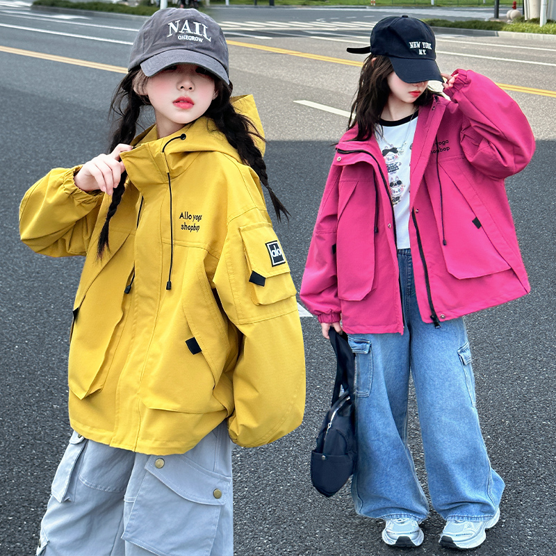 女童外套春秋2025秋季新款中大童时髦洋气休闲超酷个性冲锋衣女孩