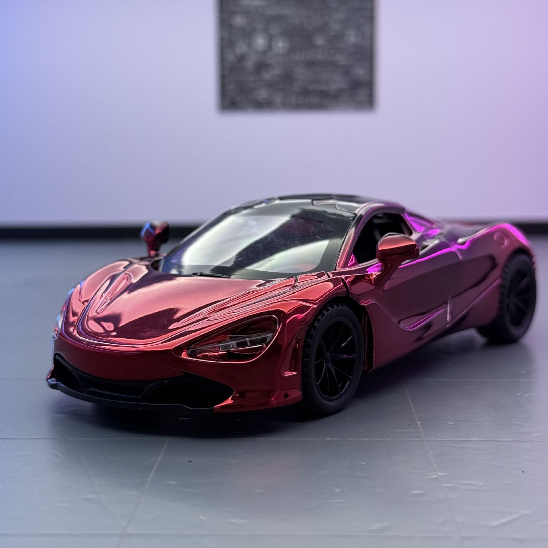潮玩1:32迈凯伦720S 合金汽车模型潮玩收藏摆件 灯光音效玩具跑车