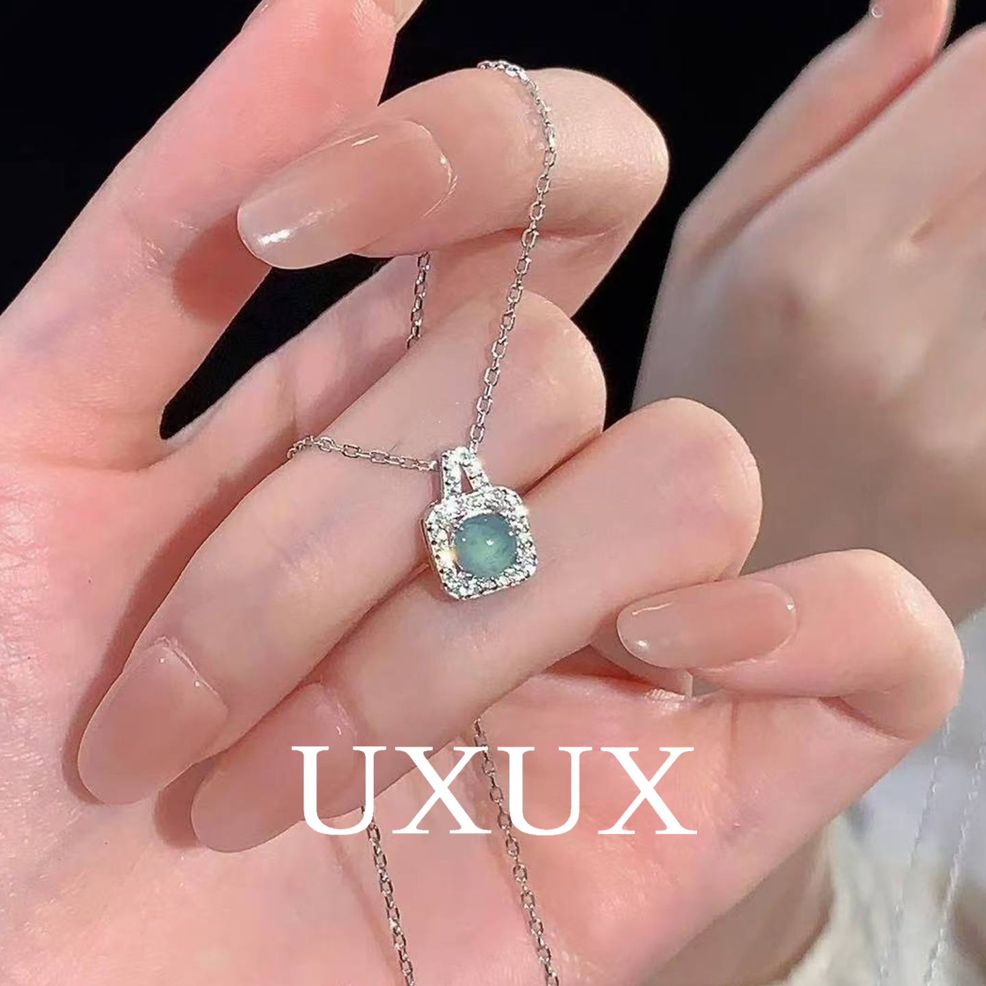 UXUX 钛钢项链 蓝钻小方糖项链女ins法式轻奢小众简约设计锁骨链