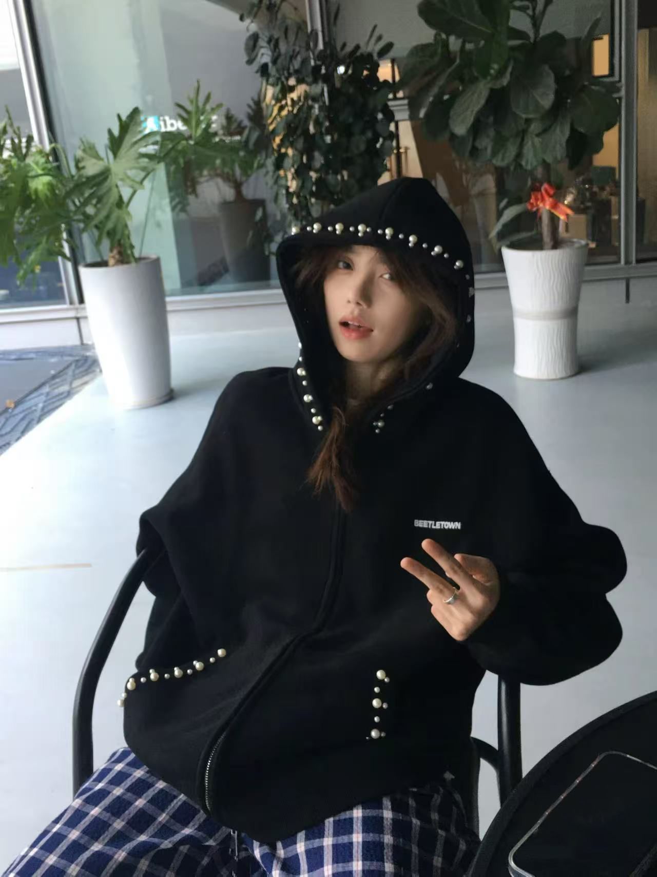 秋装女款爆款2025新款重磅珍珠外套女开衫春秋季刺绣加绒连帽卫衣