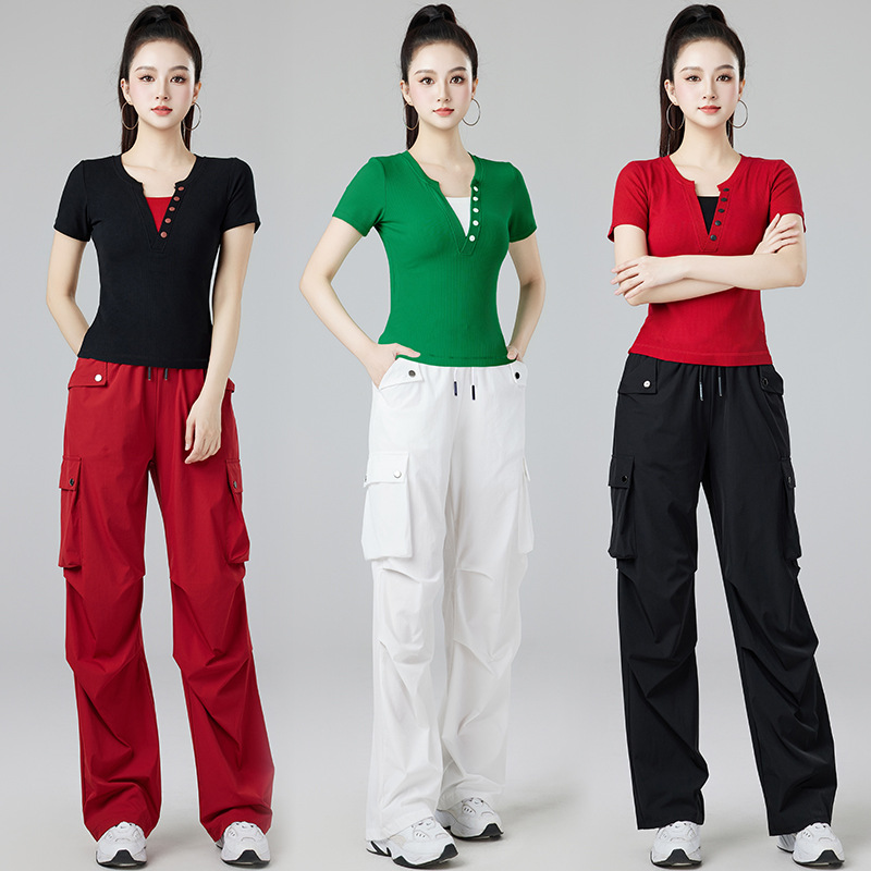 杨丽萍广场舞服装新款撞色V领短袖假两件百搭运动健身工装裤夏季