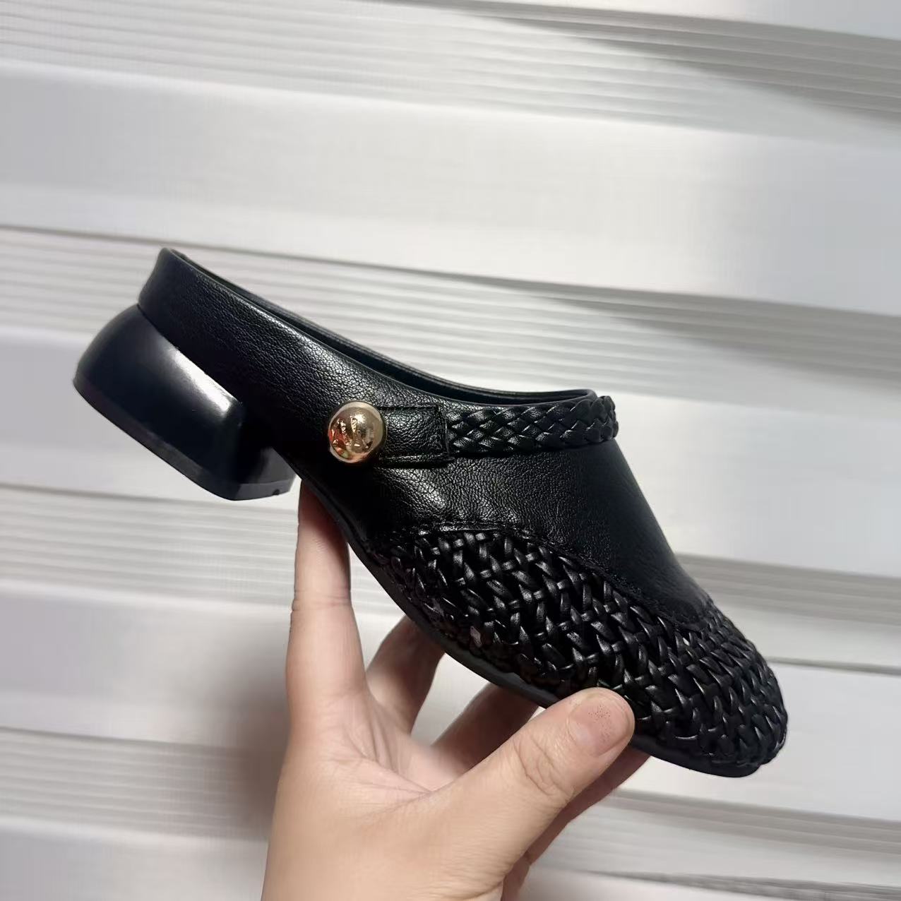 百搭休闲镂空编织皮包头半托凉鞋黑色法式复古拖鞋凉拖鞋粗跟低跟
