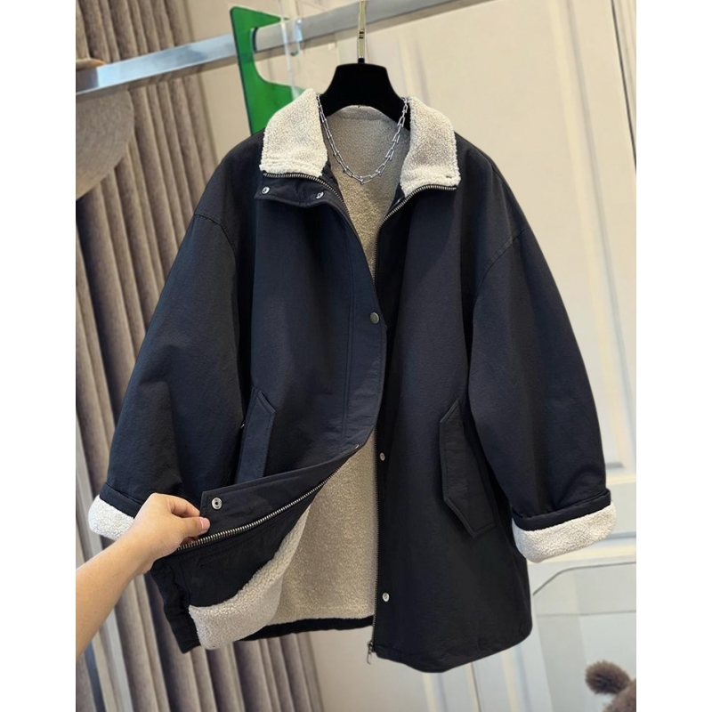高级感黑色毛茸茸翻领中长款工装外套女加绒加厚宽松2025冬季新款