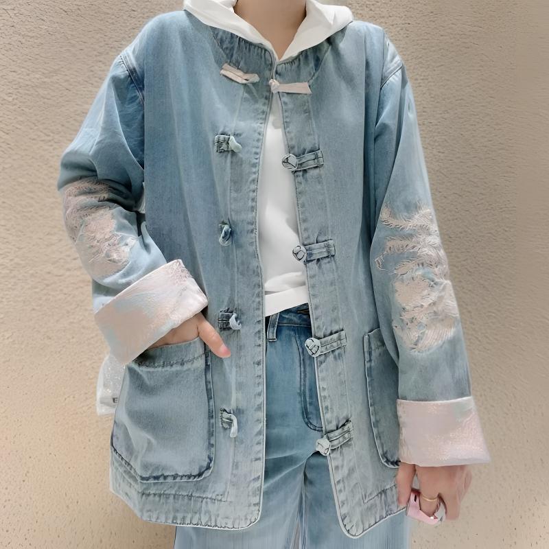 【贵丽坊】金影奇民族风盘扣重工宽松型拼接百搭秋季牛仔短外套女