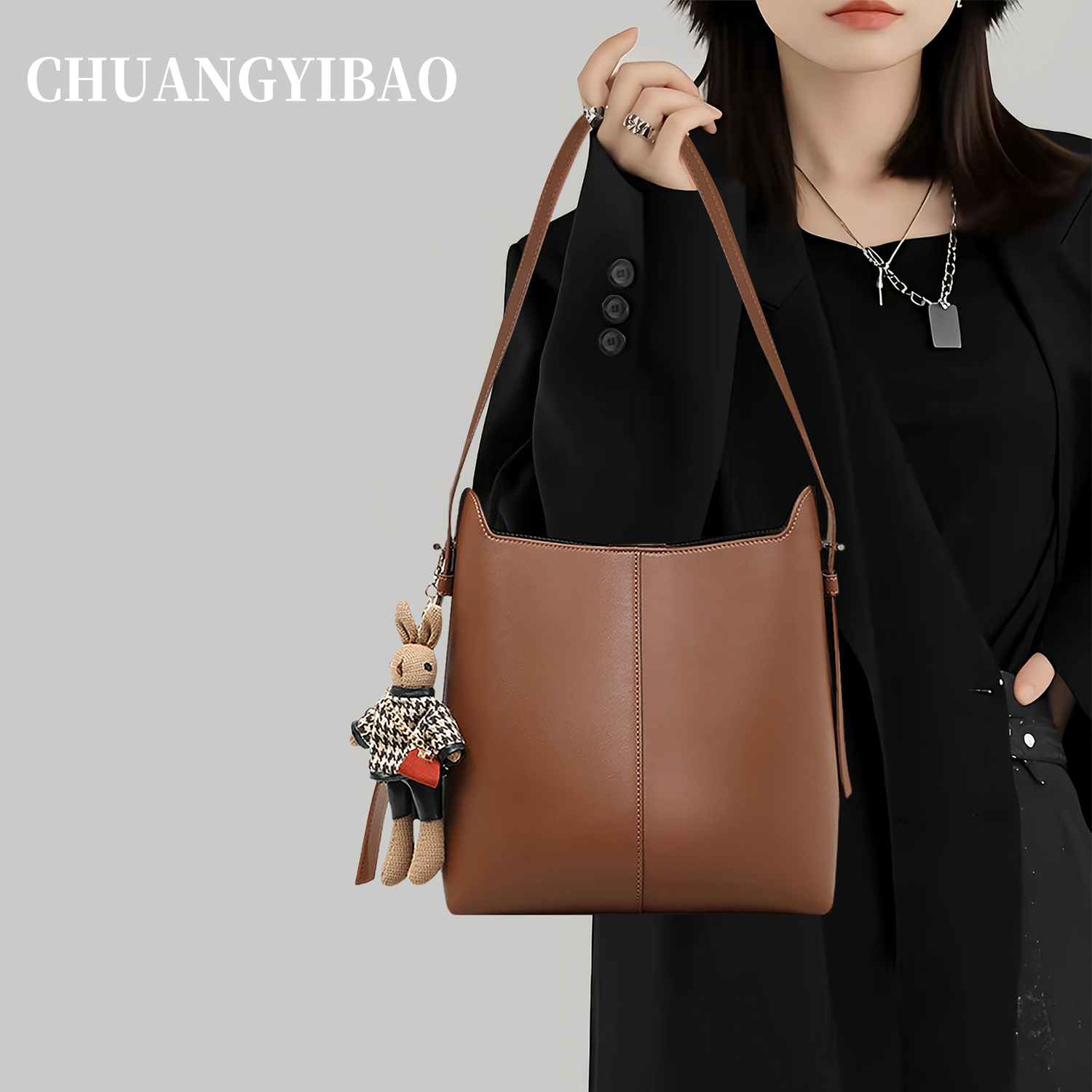 可可棕大容量通勤水桶包包女2025新款秋冬质感时尚百搭单肩斜挎包