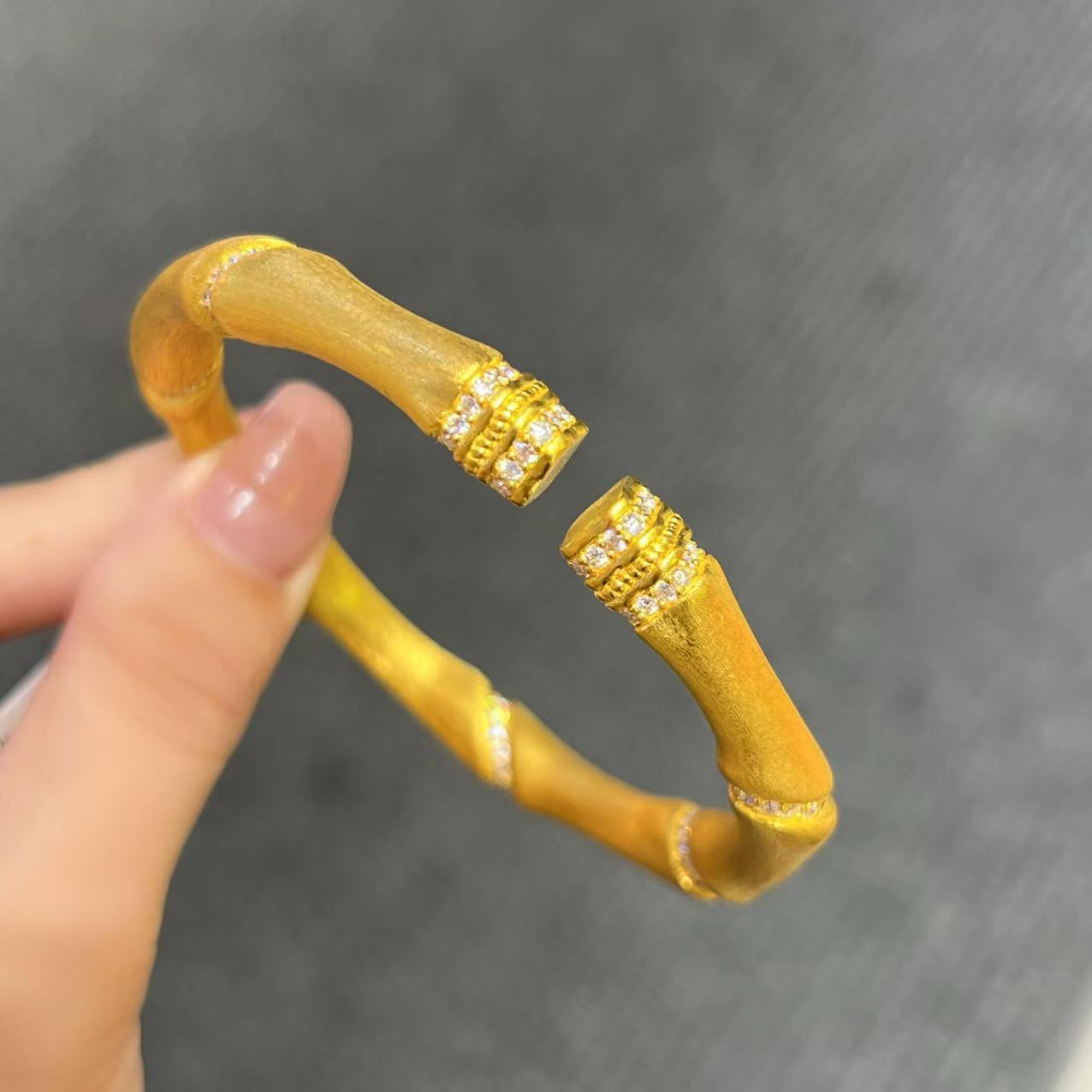 【新美源】足金999 镶嵌工艺 拉丝竹节镯（附加888）