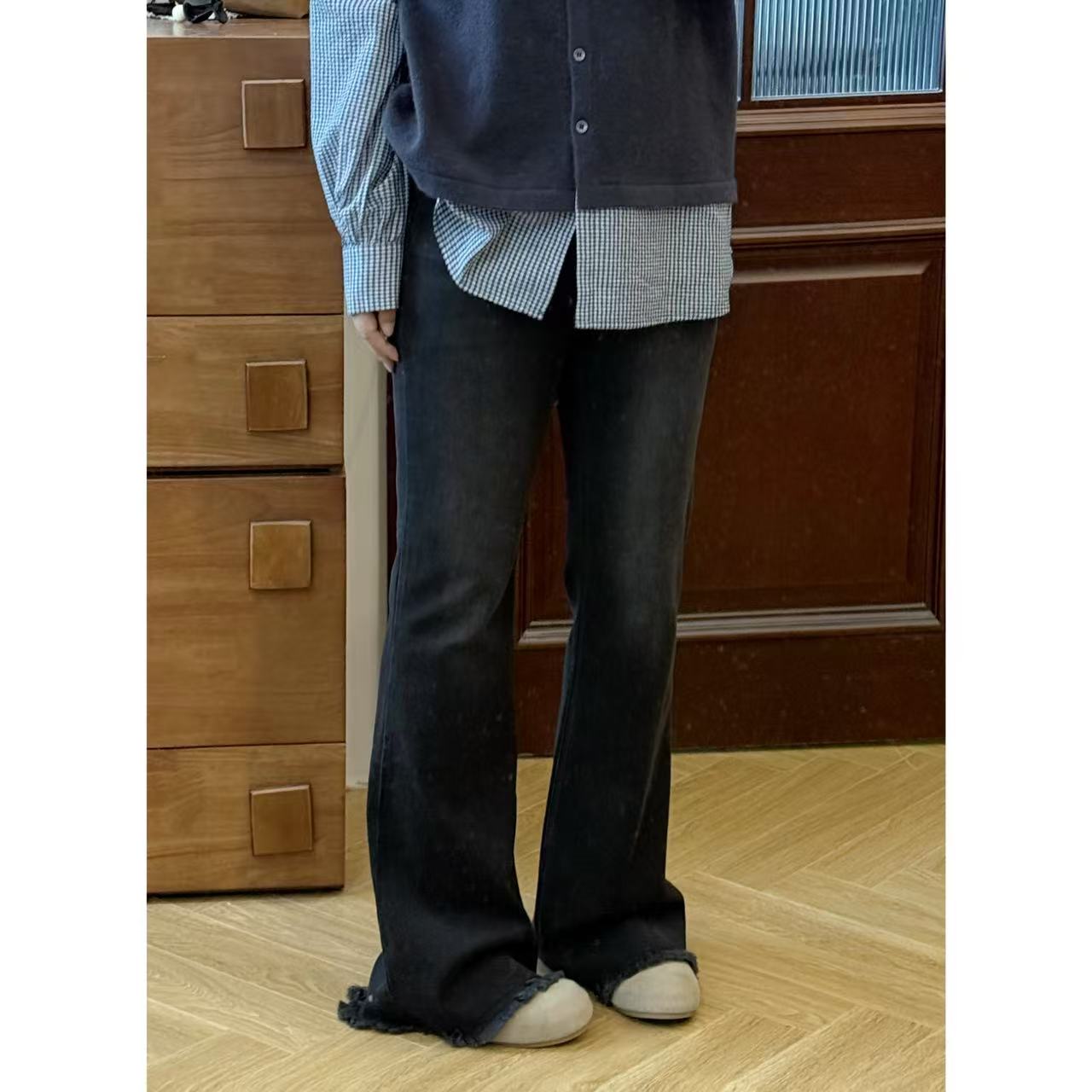 晶咕佳佳【长腿加成】下摆毛须边高光磨白微喇裤牛仔显瘦高腰时尚