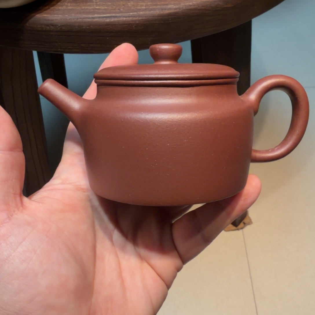 紫砂茶杯微瑕的壶