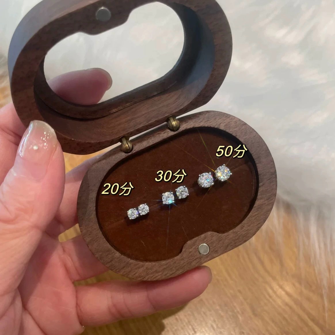 925银耳饰 刘浩存同款平替莫桑钻耳钉925银2025新款养耳洞耳钉