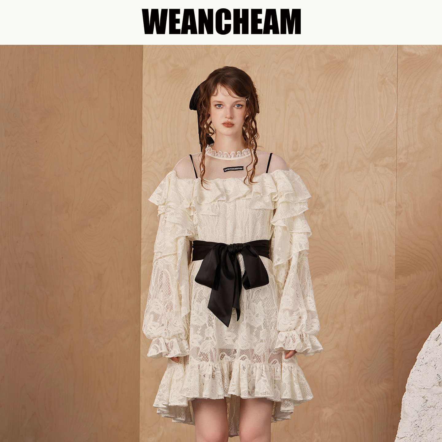 WEANCHEAM未未姆琥珀流光复古优雅蕾丝蝴蝶结绑带连衣裙W16QDD001