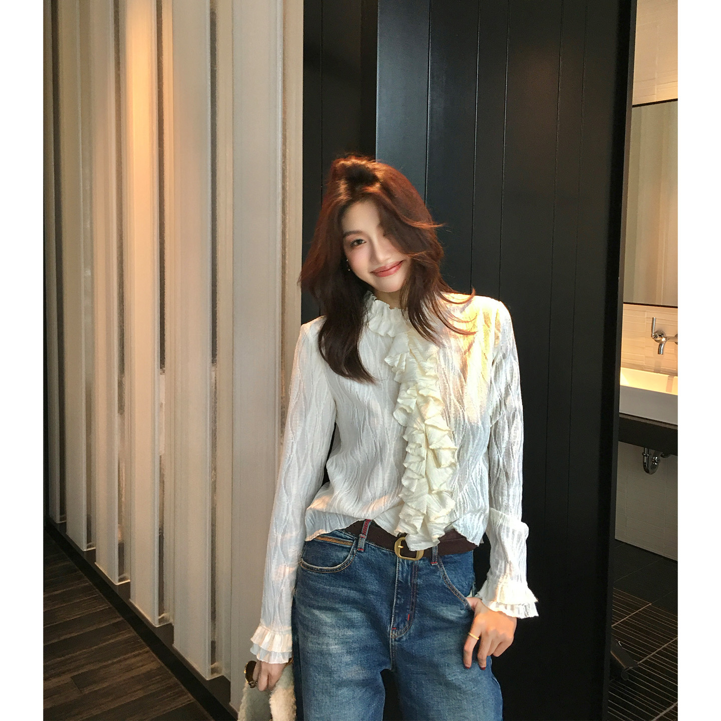 【ALONESAVOR】龍喜儿浮世绘 浪漫肌理感花边衬衫小衫K888