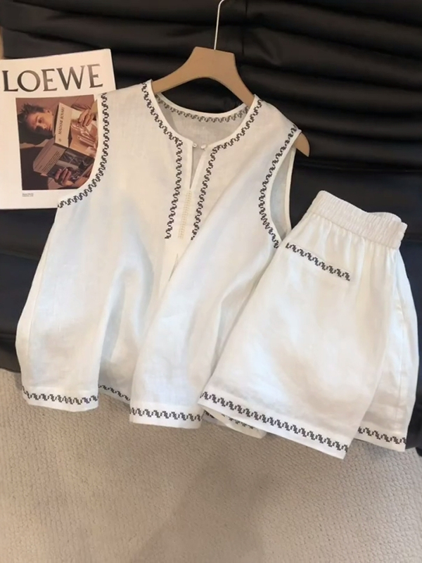 设计感撞色刺绣百搭套装女夏高级简约气质百搭休闲背心短裤两件套