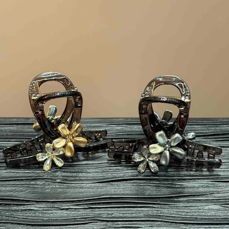 【小魏总珠宝】五瓣花中抓夹-7cm