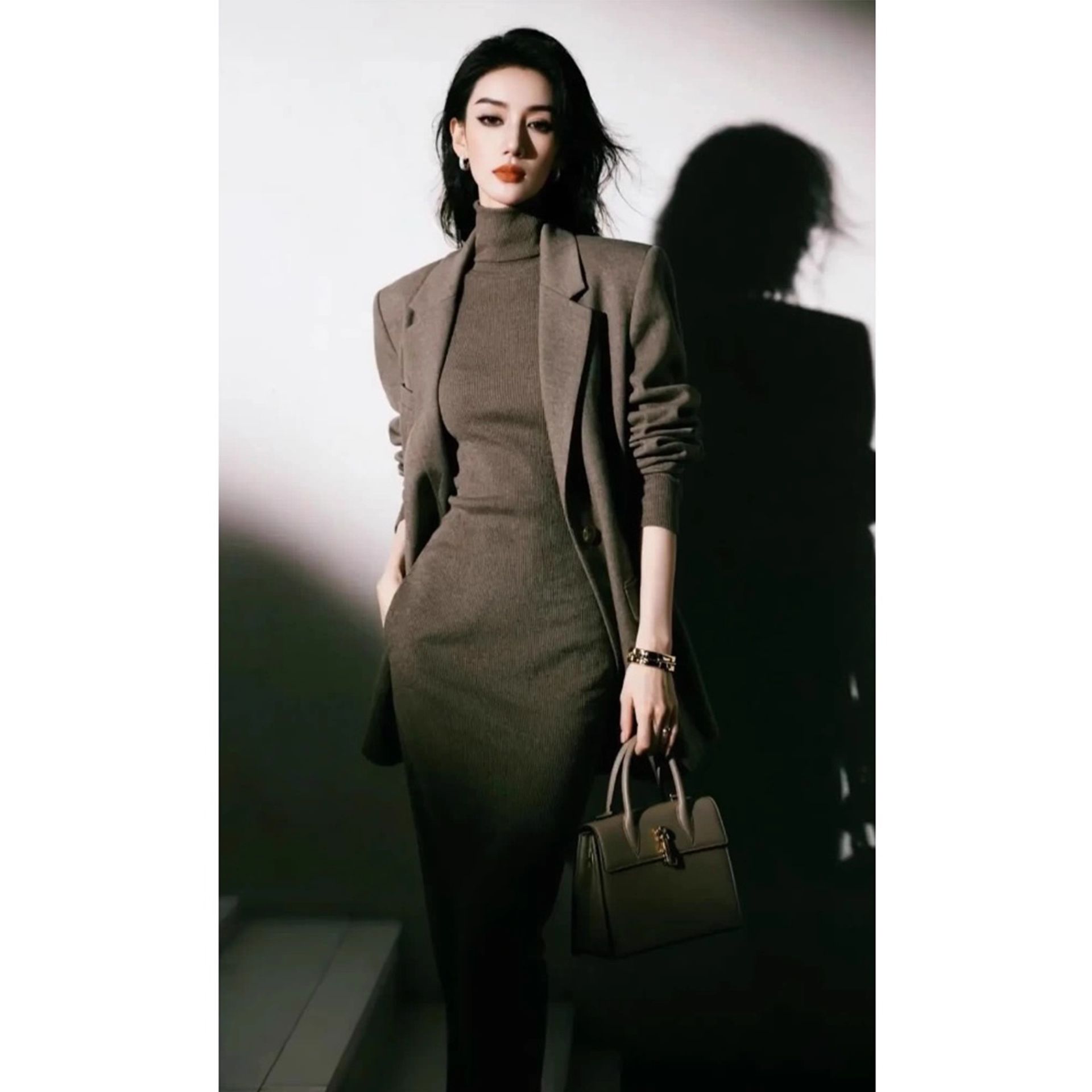 美拉德穿搭冷淡系高级感轻奢气场强大老钱风西装针织连衣裙套装秋