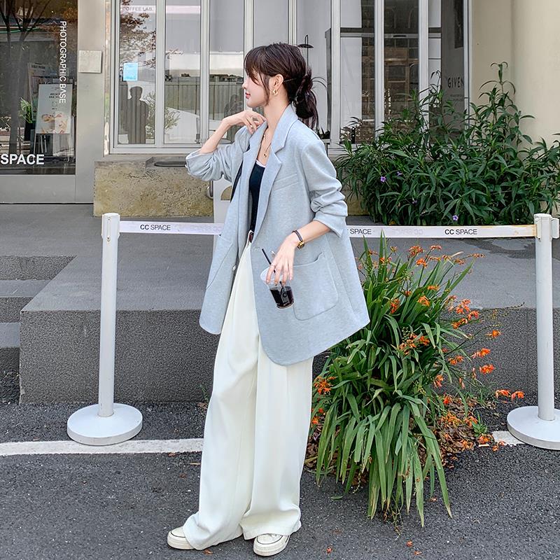 超好看蓝色西装外套女春季2025新款宽松慵懒风气女卡其色西装外套