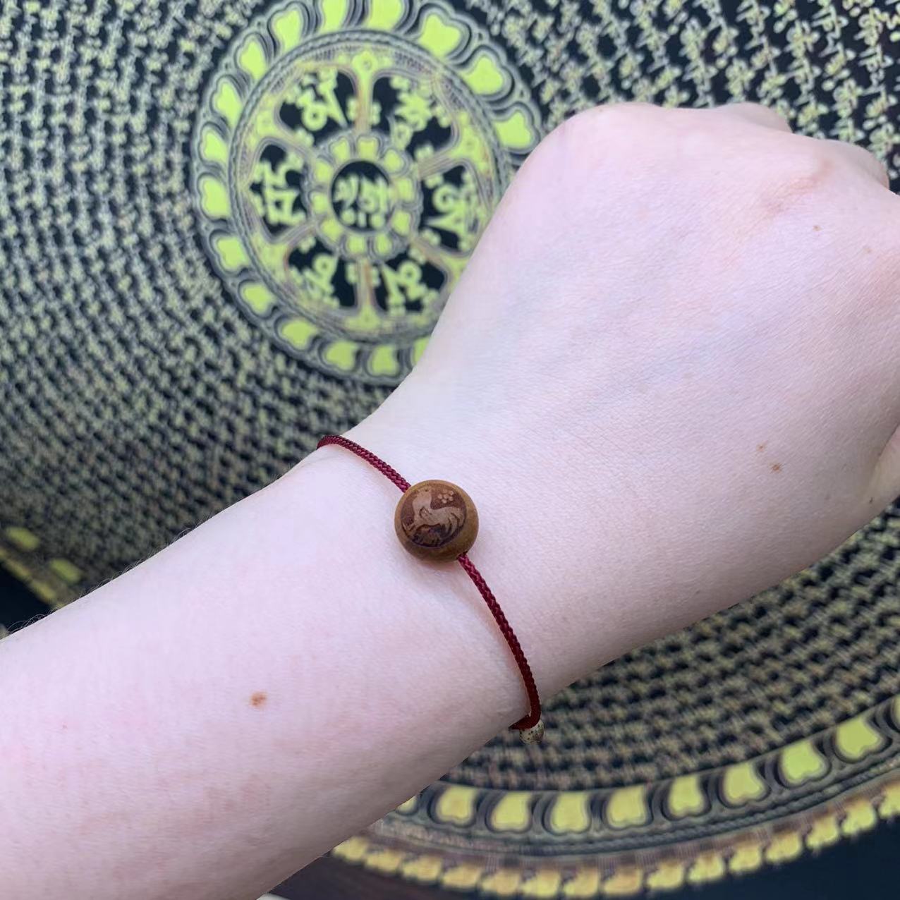 【十二生肖】山东老桃木生肖平安红绳本命年手工编织时尚百搭手绳