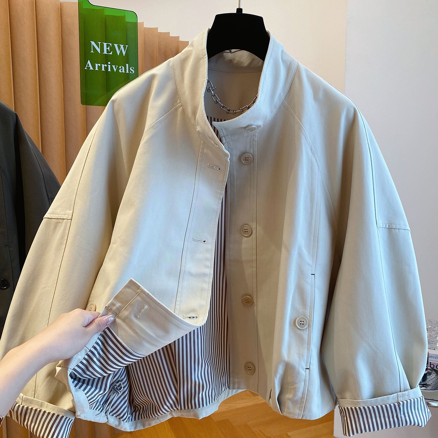 欧货英伦风立领夹克外套女2025新款宽松休闲内里条纹短款风衣上衣