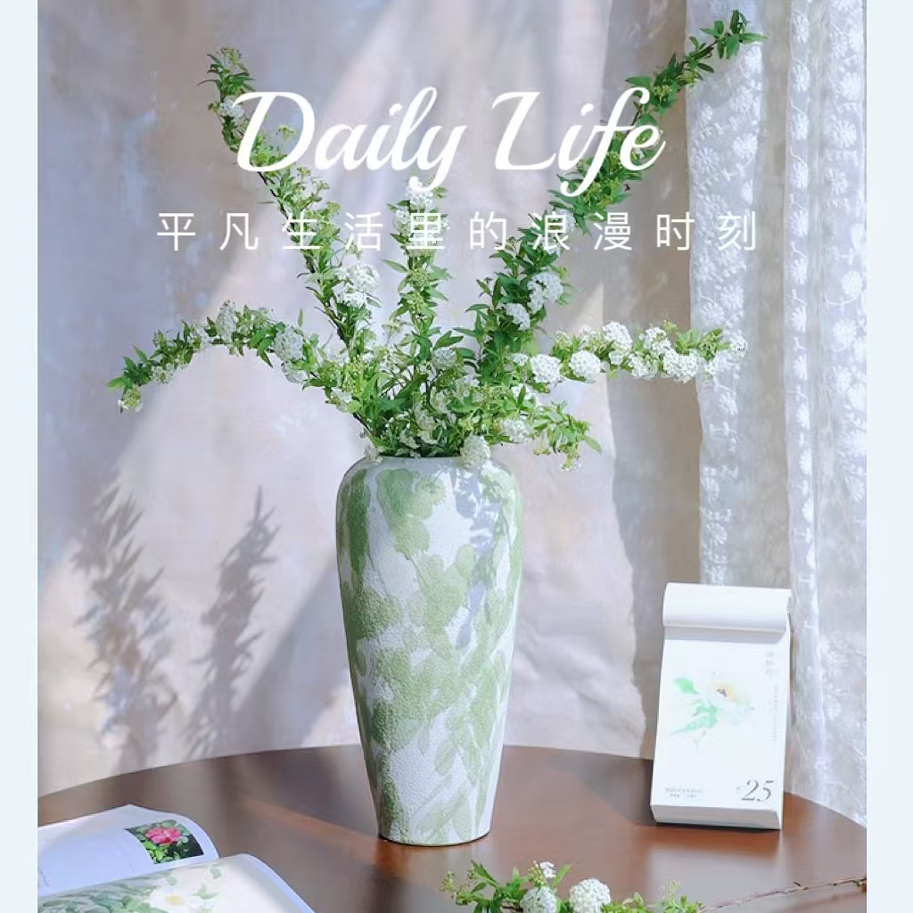 景德镇磨砂白绿陶瓷花瓶水养干花鲜花富贵竹尤加利果专用花瓶