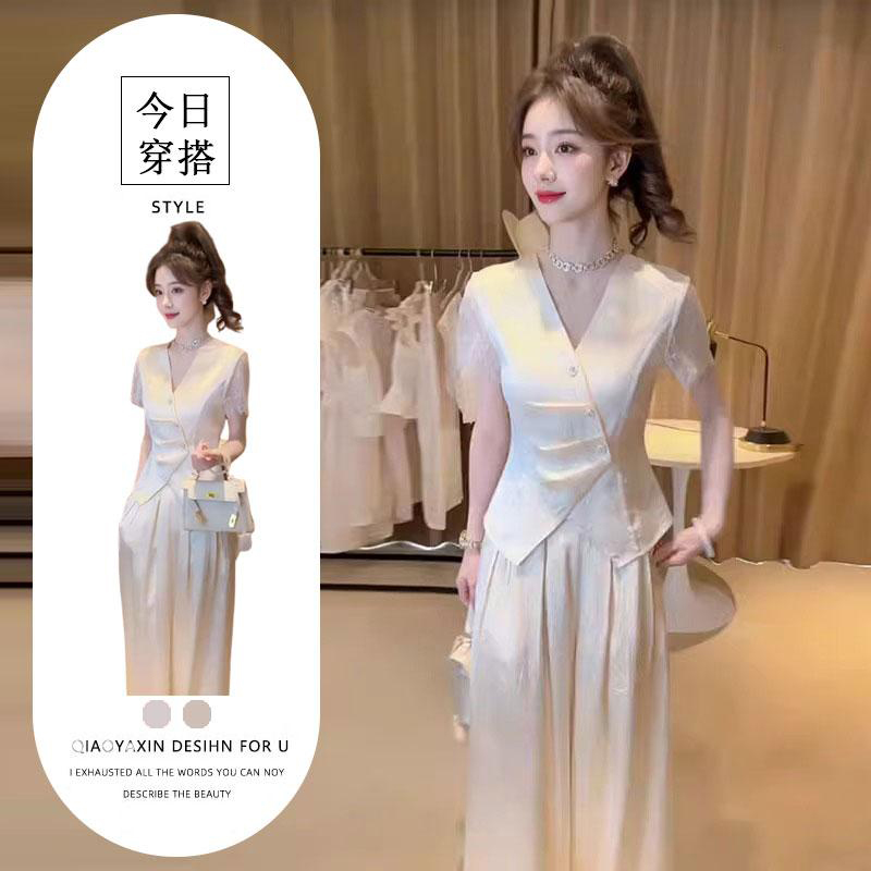 2025夏季超火高级气质轻奢米白拼接上衣+显瘦松紧腰休闲裤两件套